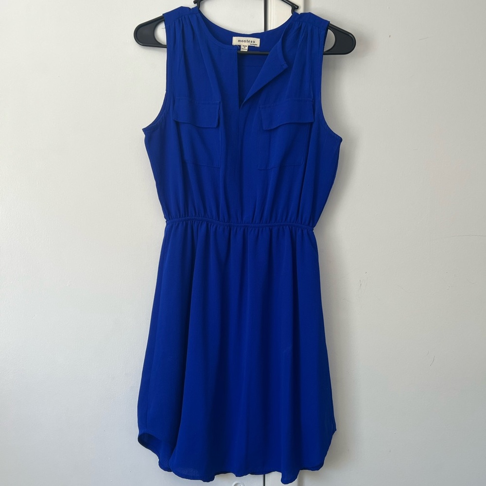 Blue dress
